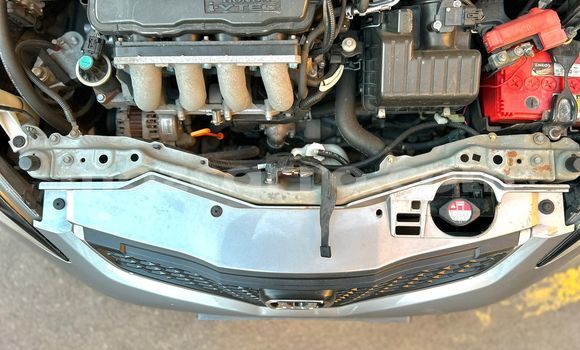 Nunua Ilio tumika Honda Fit Fedha Gari ndani ya Maputo nchini Maputo Nunua Ilio tumika Honda Fit Fedha Gari ndani ya Maputo nchini Maputo