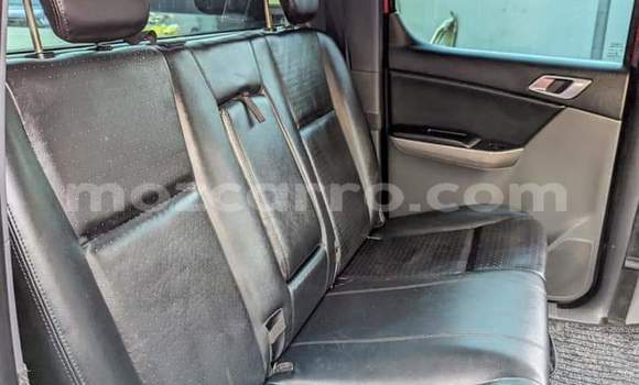Nunua Ilio tumika Mazda BT-50 Nyekundu Gari ndani ya Maputo nchini Maputo Nunua Ilio tumika Mazda BT-50 Nyekundu Gari ndani ya Maputo nchini Maputo