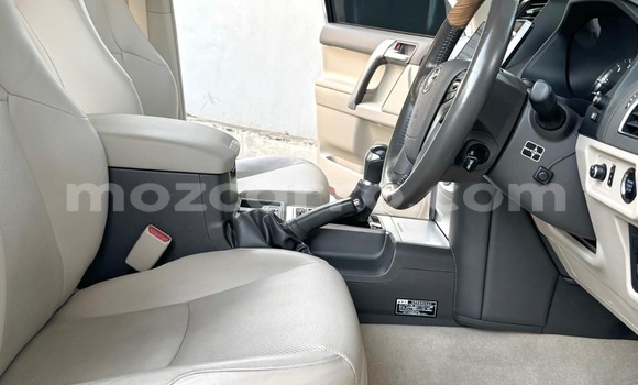 Comprar Usado Toyota Land Cruiser Prado Branco Carro em Maputo em Maputo Comprar Usado Toyota Land Cruiser Prado Branco Carro em Maputo em Maputo