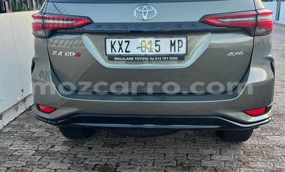 Nunua Ilio tumika Toyota Fortuner Nyingine Gari ndani ya Maputo nchini Maputo Nunua Ilio tumika Toyota Fortuner Nyingine Gari ndani ya Maputo nchini Maputo