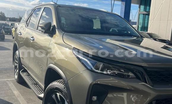 Nunua Ilio tumika Toyota Fortuner Nyingine Gari ndani ya Maputo nchini Maputo Nunua Ilio tumika Toyota Fortuner Nyingine Gari ndani ya Maputo nchini Maputo