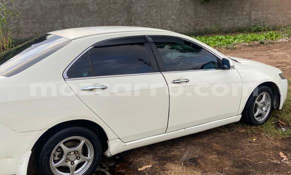 Comprar Usado Honda Accord Branco Carro em Maputo em Maputo Comprar Usado Honda Accord Branco Carro em Maputo em Maputo