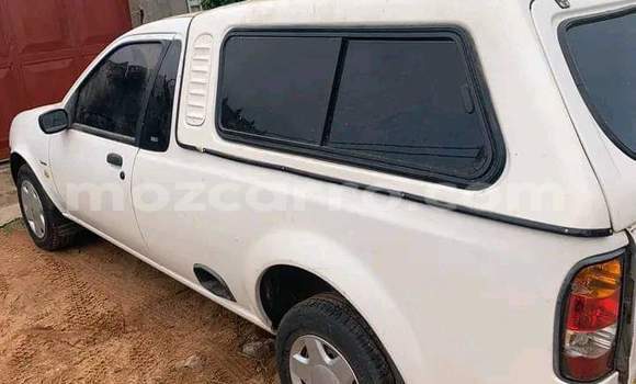 Comprar Usado Ford B-MAX Branco Carro em Maputo em Maputo