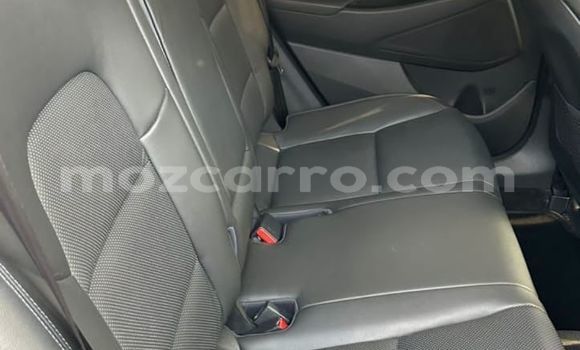 Buy Used Hyundai Tucson Blue Car in Maputo in Maputo Buy Used Hyundai Tucson Blue Car in Maputo in Maputo