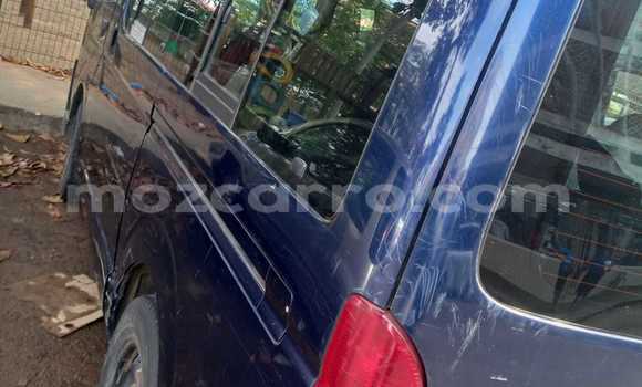 Nunua Ilio tumika Toyota Hiace Bluu Gari ndani ya Maputo nchini Maputo Nunua Ilio tumika Toyota Hiace Bluu Gari ndani ya Maputo nchini Maputo