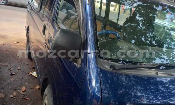 Nunua Ilio tumika Toyota Hiace Bluu Gari ndani ya Maputo nchini Maputo Nunua Ilio tumika Toyota Hiace Bluu Gari ndani ya Maputo nchini Maputo