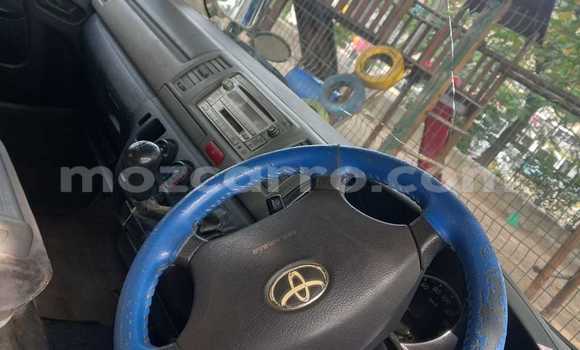 Nunua Ilio tumika Toyota Hiace Bluu Gari ndani ya Maputo nchini Maputo Nunua Ilio tumika Toyota Hiace Bluu Gari ndani ya Maputo nchini Maputo