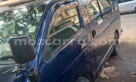 Nunua Ilio tumika Toyota Hiace Bluu Gari ndani ya Maputo nchini Maputo Nunua Ilio tumika Toyota Hiace Bluu Gari ndani ya Maputo nchini Maputo