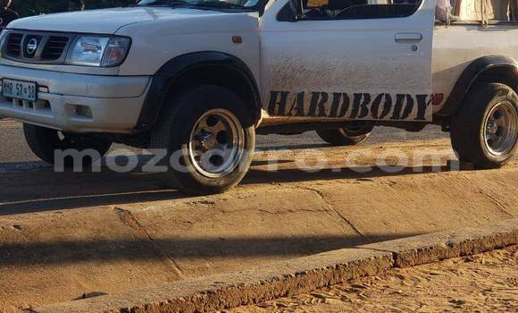 Buy Used Nissan Hardbody White Car in Maputo in Maputo Buy Used Nissan Hardbody White Car in Maputo in Maputo