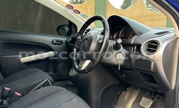 Comprar Usado Mazda Demio Azul Carro em Maputo em Maputo Comprar Usado Mazda Demio Azul Carro em Maputo em Maputo