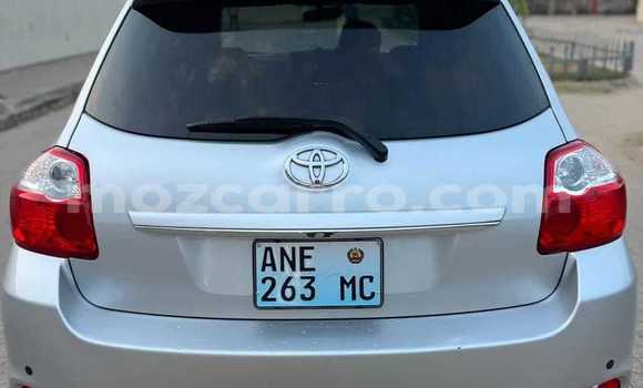 Comprar Novo Toyota Auris Prata Carro em Maputo em Maputo