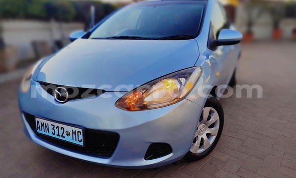 Nunua Ilio tumika Mazda Demio Bluu Gari ndani ya Maputo nchini Maputo