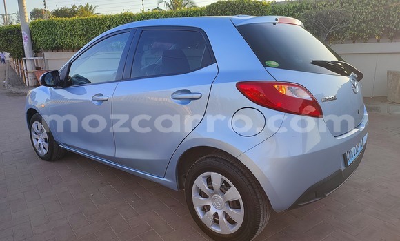 Comprar Usado Mazda Demio Azul Carro em Maputo em Maputo Comprar Usado Mazda Demio Azul Carro em Maputo em Maputo