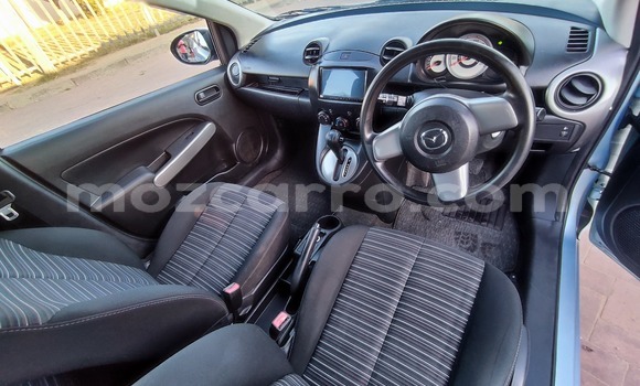 Comprar Usado Mazda Demio Azul Carro em Maputo em Maputo Comprar Usado Mazda Demio Azul Carro em Maputo em Maputo