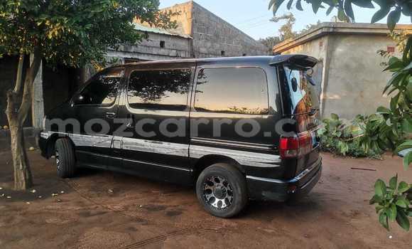 Nunua Ilio tumika Toyota Regius Nyeusi Gari ndani ya Maputo nchini Maputo Nunua Ilio tumika Toyota Regius Nyeusi Gari ndani ya Maputo nchini Maputo