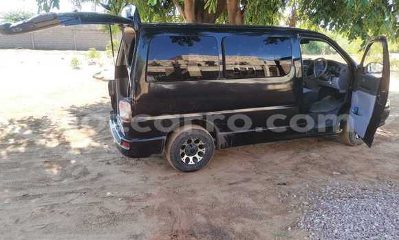 Nunua Ilio tumika Toyota Regius Nyeusi Gari ndani ya Maputo nchini Maputo Nunua Ilio tumika Toyota Regius Nyeusi Gari ndani ya Maputo nchini Maputo