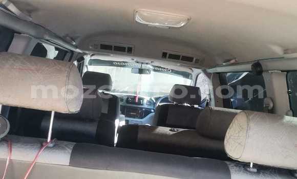 Nunua Ilio tumika Toyota Regius Nyeusi Gari ndani ya Maputo nchini Maputo Nunua Ilio tumika Toyota Regius Nyeusi Gari ndani ya Maputo nchini Maputo