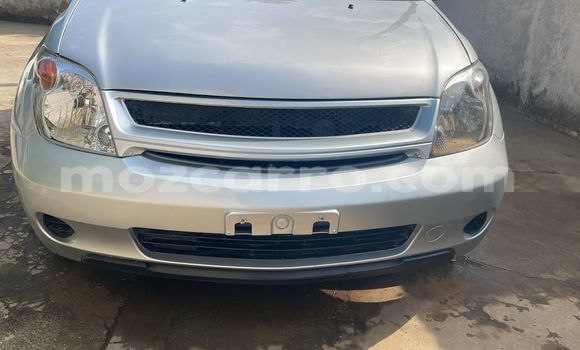 Tenga Tsaru Toyota IST Sirivha Mota in Marara in Tete