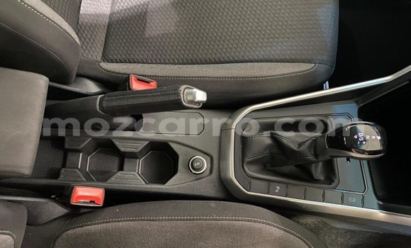 Buy Used Volkswagen Polo White Car in Beira in Sofala Buy Used Volkswagen Polo White Car in Beira in Sofala