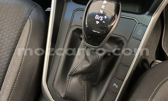 Buy Used Volkswagen Polo White Car in Beira in Sofala Buy Used Volkswagen Polo White Car in Beira in Sofala