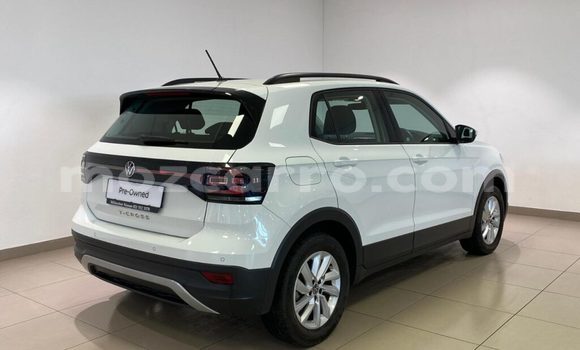 Buy Used Volkswagen Tiguan White Car in Ancuabe in Cabo Delgado Buy Used Volkswagen Tiguan White Car in Ancuabe in Cabo Delgado