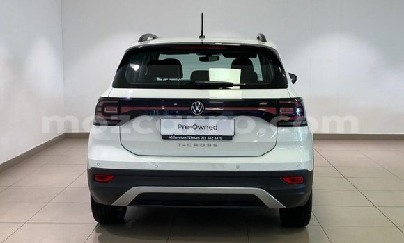 Buy Used Volkswagen Tiguan White Car in Ancuabe in Cabo Delgado Buy Used Volkswagen Tiguan White Car in Ancuabe in Cabo Delgado