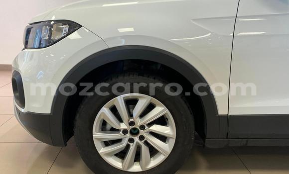 Buy Used Volkswagen Tiguan White Car in Ancuabe in Cabo Delgado Buy Used Volkswagen Tiguan White Car in Ancuabe in Cabo Delgado