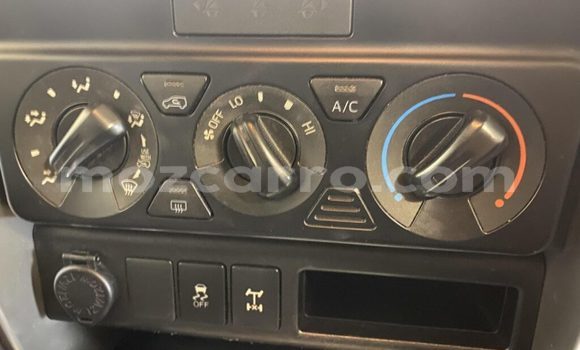 Comprar Usado Toyota Fortuner Verde Carro em Angoche em Nampula Comprar Usado Toyota Fortuner Verde Carro em Angoche em Nampula