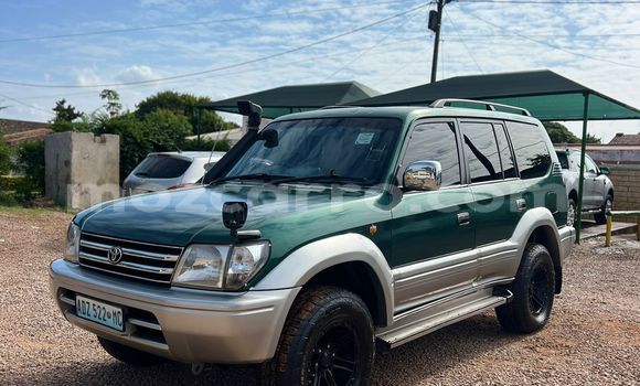 Nunua Ilio tumika Toyota Land Cruiser Prado Kijani Gari ndani ya Maputo nchini Maputo Nunua Ilio tumika Toyota Land Cruiser Prado Kijani Gari ndani ya Maputo nchini Maputo