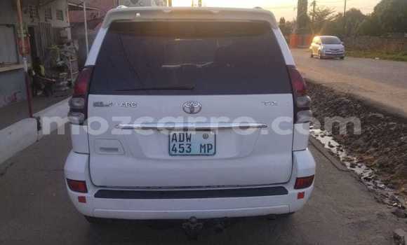 Nunua Ilio tumika Toyota Land Cruiser Prado Nyeupe Gari ndani ya Maputo nchini Maputo Nunua Ilio tumika Toyota Land Cruiser Prado Nyeupe Gari ndani ya Maputo nchini Maputo