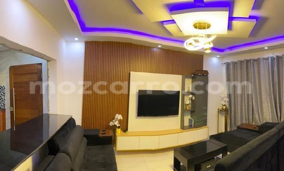 Buy Used Abarth 124 Spider White Car in Maputo in Maputo Buy Used Abarth 124 Spider White Car in Maputo in Maputo