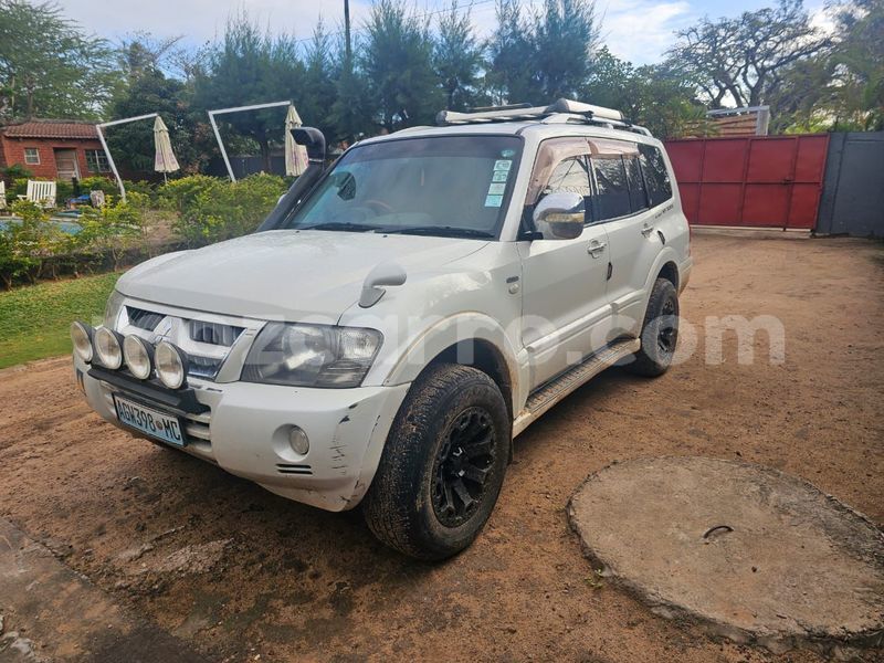 Big with watermark mitsubishi pajero maputo maputo 26300