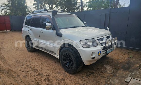 Nunua Ilio tumika Mitsubishi Pajero Nyeupe Gari ndani ya Maputo nchini Maputo Nunua Ilio tumika Mitsubishi Pajero Nyeupe Gari ndani ya Maputo nchini Maputo