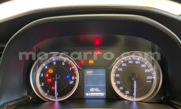 Buy Used Toyota Corolla Rumion White Car in Angoche in Nampula Buy Used Toyota Corolla Rumion White Car in Angoche in Nampula