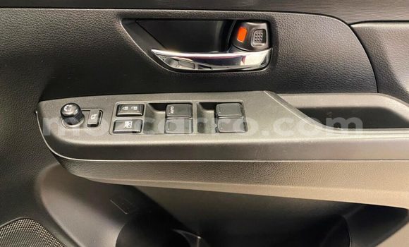 Buy Used Toyota Corolla Rumion White Car in Angoche in Nampula Buy Used Toyota Corolla Rumion White Car in Angoche in Nampula