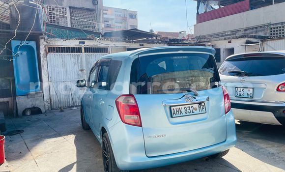 Comprar Usado Toyota Ractis Azul Carro em Maputo em Maputo Comprar Usado Toyota Ractis Azul Carro em Maputo em Maputo