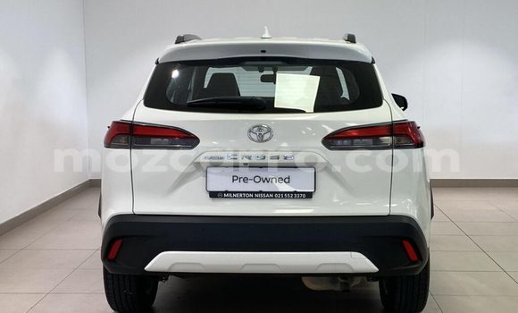 Tenga Tsaru Toyota Corolla Cross Chena Mota in Angoche in Nampula Tenga Tsaru Toyota Corolla Cross Chena Mota in Angoche in Nampula