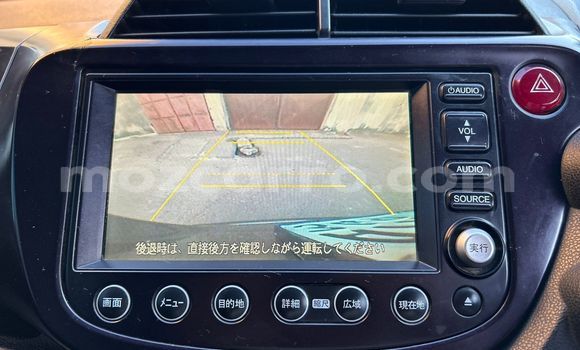 Nunua Ilio tumika Honda Fit Fedha Gari ndani ya Maputo nchini Maputo Nunua Ilio tumika Honda Fit Fedha Gari ndani ya Maputo nchini Maputo