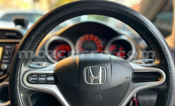 Nunua Ilio tumika Honda Fit Fedha Gari ndani ya Maputo nchini Maputo Nunua Ilio tumika Honda Fit Fedha Gari ndani ya Maputo nchini Maputo