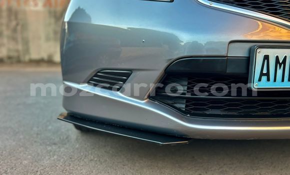 Nunua Ilio tumika Honda Fit Fedha Gari ndani ya Maputo nchini Maputo Nunua Ilio tumika Honda Fit Fedha Gari ndani ya Maputo nchini Maputo