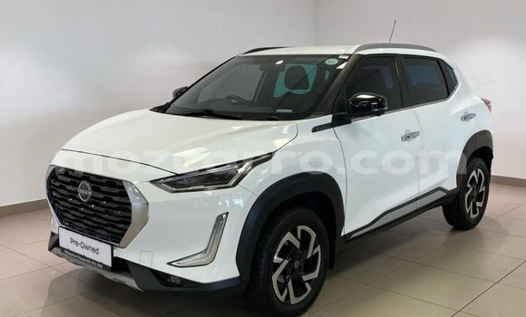 Nunua Ilio tumika Nissan Pulsar Nyeupe Gari ndani ya Beira nchini Sofala