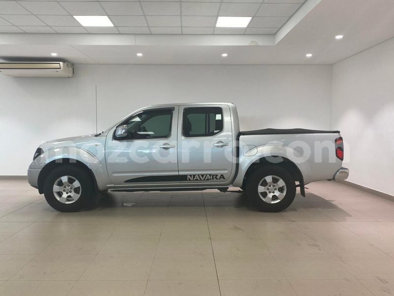 Big with watermark nissan navara sofala beira 26332