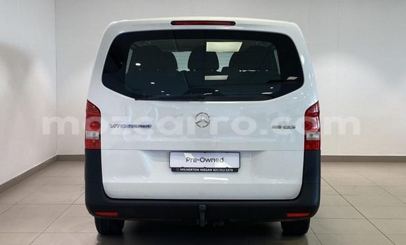 Comprar Usado Mercedes-Benz C-Classe Branco Carro em Boane em Maputo Comprar Usado Mercedes-Benz C-Classe Branco Carro em Boane em Maputo