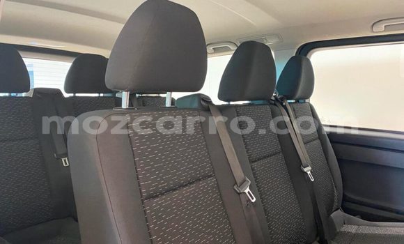 Comprar Usado Mercedes-Benz C-Classe Branco Carro em Boane em Maputo Comprar Usado Mercedes-Benz C-Classe Branco Carro em Boane em Maputo