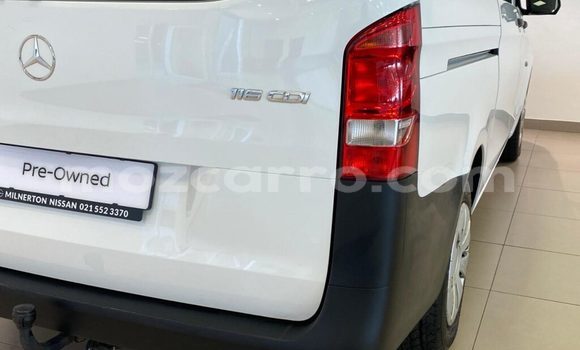 Comprar Usado Mercedes-Benz C-Classe Branco Carro em Boane em Maputo Comprar Usado Mercedes-Benz C-Classe Branco Carro em Boane em Maputo