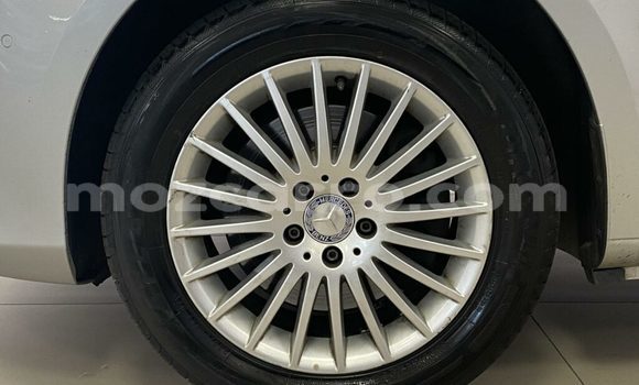 Buy Used Mercedes-Benz C-Classe Silver Car in Ancuabe in Cabo Delgado Buy Used Mercedes-Benz C-Classe Silver Car in Ancuabe in Cabo Delgado