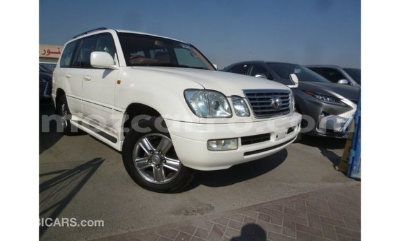Buy Import Toyota Land Cruiser White Car in Import - Dubai in Cabo Delgado Buy Import Toyota Land Cruiser White Car in Import - Dubai in Cabo Delgado