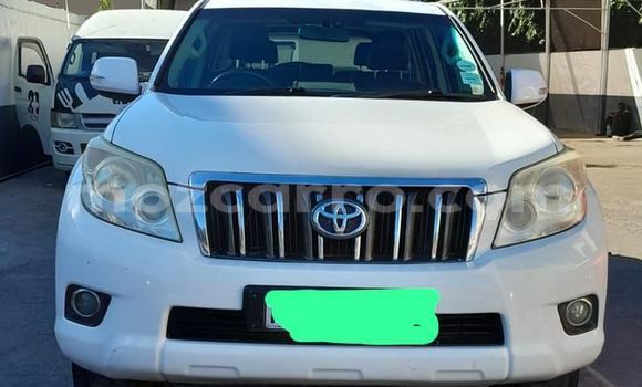 Tenga Tsaru Toyota Land Cruiser Prado Chena Mota in Maputo in Maputo Tenga Tsaru Toyota Land Cruiser Prado Chena Mota in Maputo in Maputo