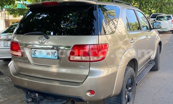 Buy Used Toyota Fortuner Brown Car in Maputo in Maputo Buy Used Toyota Fortuner Brown Car in Maputo in Maputo