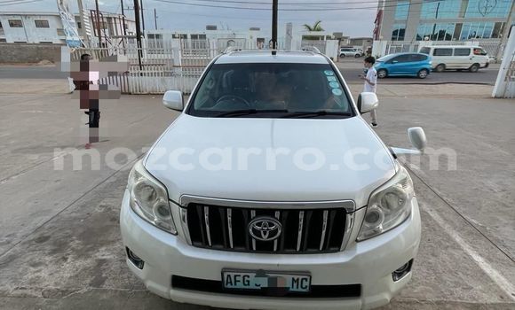 Comprar Usado Toyota Land Cruiser Prado Branco Carro em Maputo em Maputo